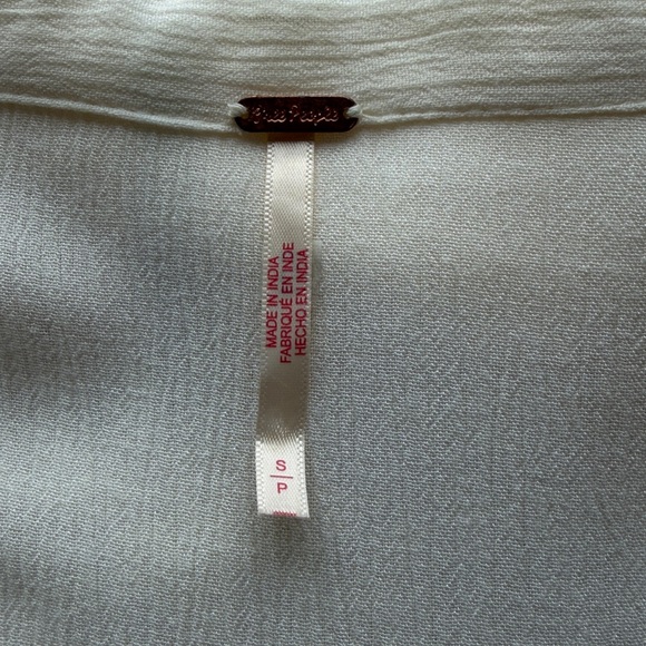 Free People Olivia Blouse | Cream Textured Button Down | Romantic | Size S - Picture 7 of 7